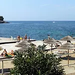 With Parking Space - 2285 Poreč