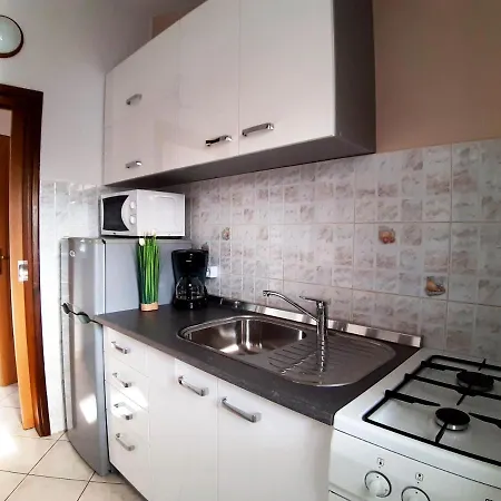 Appartement With Parking Space - 2285 Poreč