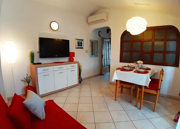 With Parking Space - 2285 Apartman Porec