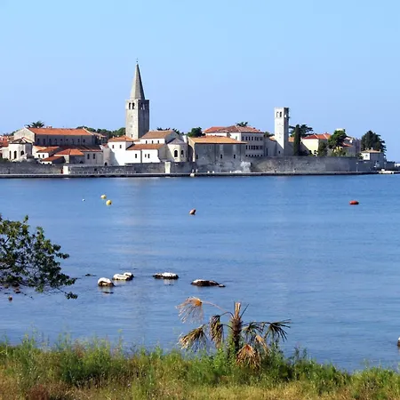 With Parking Space - 2285 Poreč